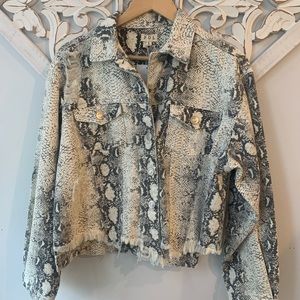 COPY - Snakeskin jacket